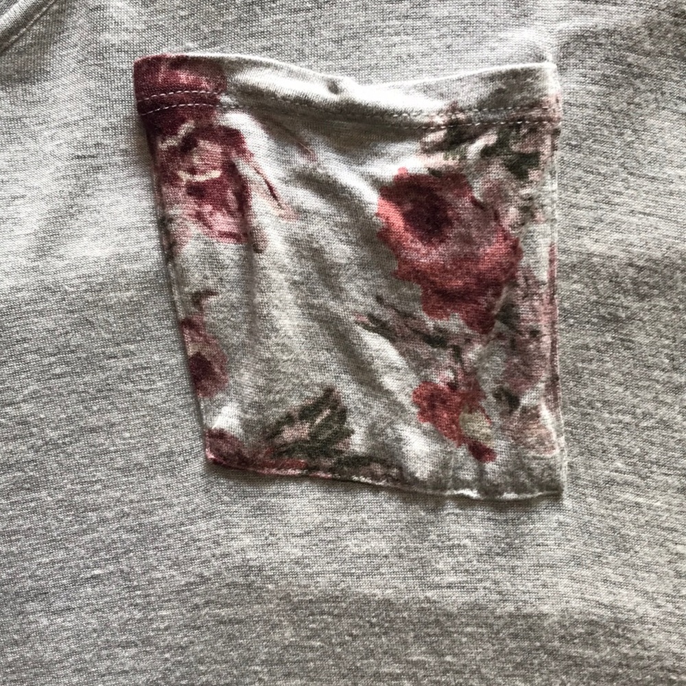 Blouse - Picture 2 of 2